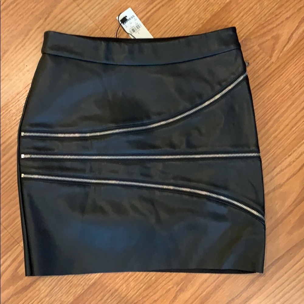 NWT Express zipper detail mini skirt